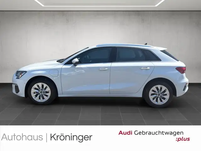 Audi A3 view 3