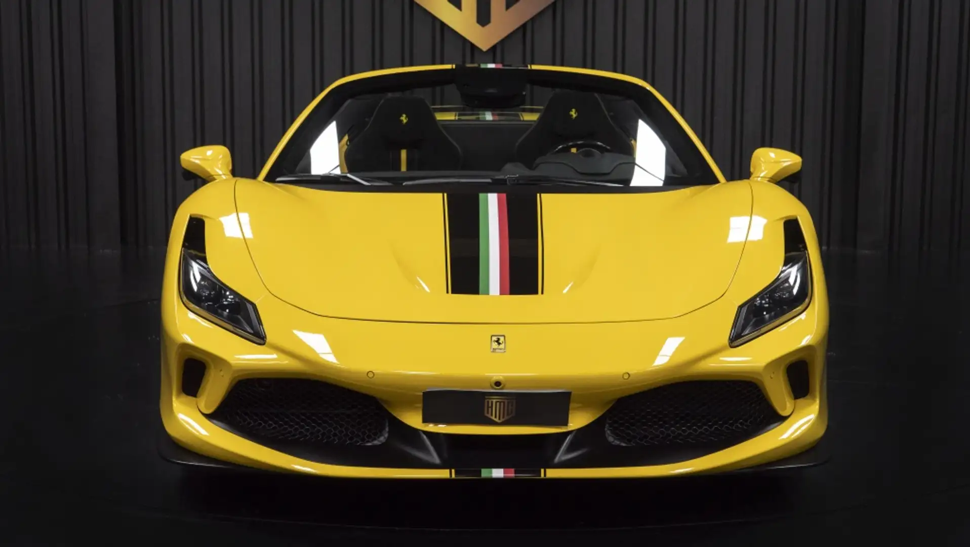 Ferrari F8 Spider Amarillo - 2