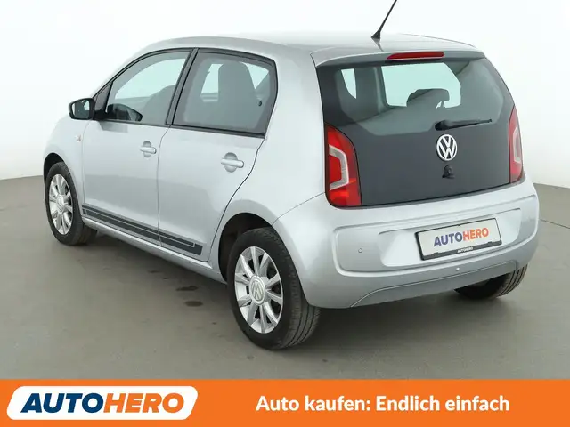 Volkswagen up! view 4