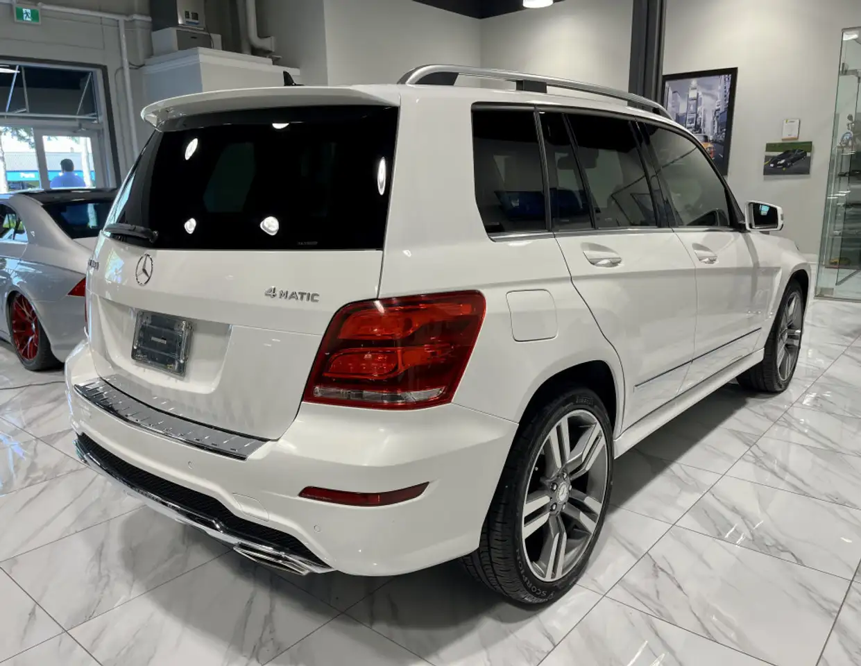 Mercedes-Benz GLK-Class снимка Mercedes-Benz GLK-Class