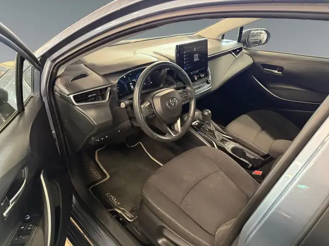 Toyota Corolla view 10