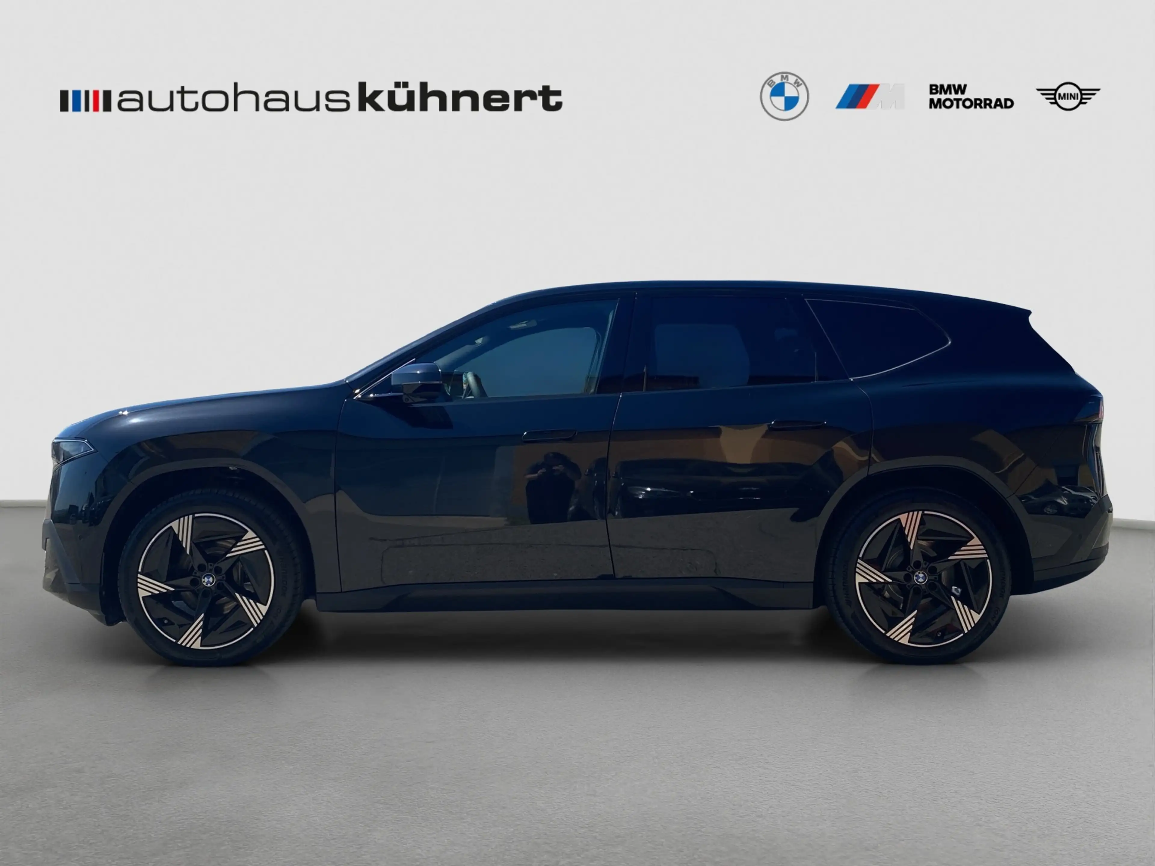 BMW iX3 40 LED DrvAssPlus ACC AHK StHzg 360° H&K Navi — photo 4