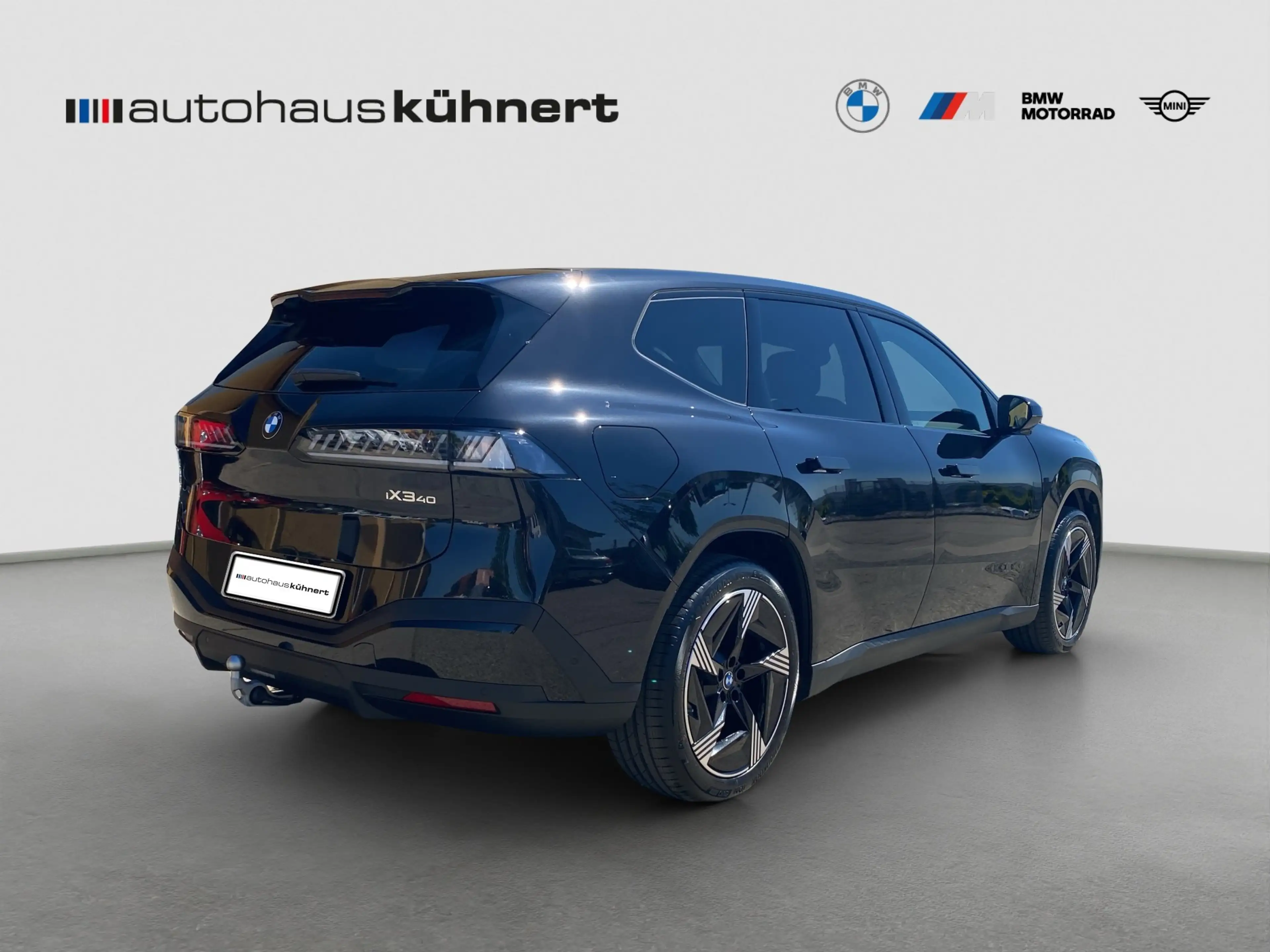 BMW iX3 40 LED DrvAssPlus ACC AHK StHzg 360° H&K Navi — photo 7