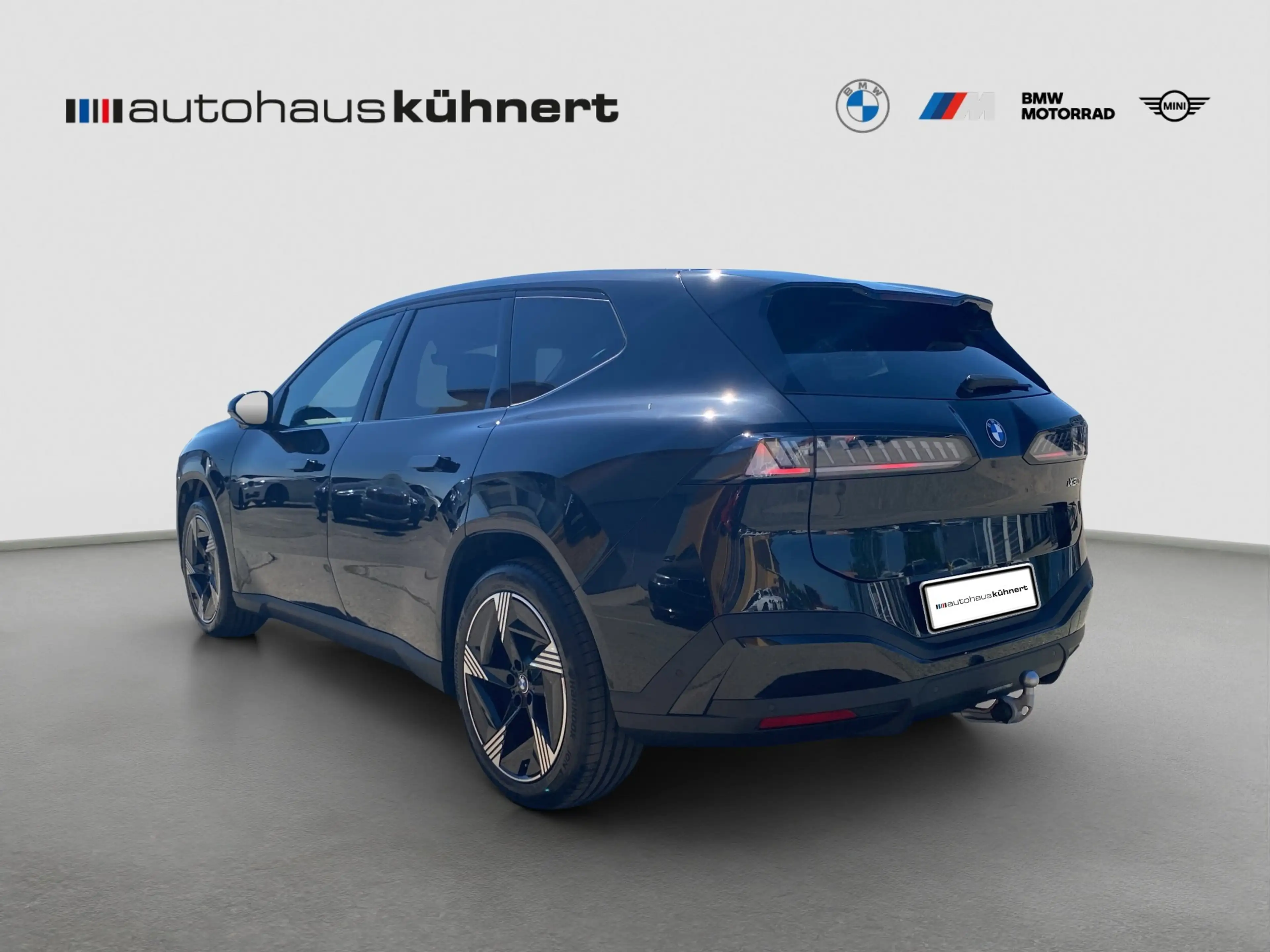 BMW iX3 40 LED DrvAssPlus ACC AHK StHzg 360° H&K Navi — photo 5