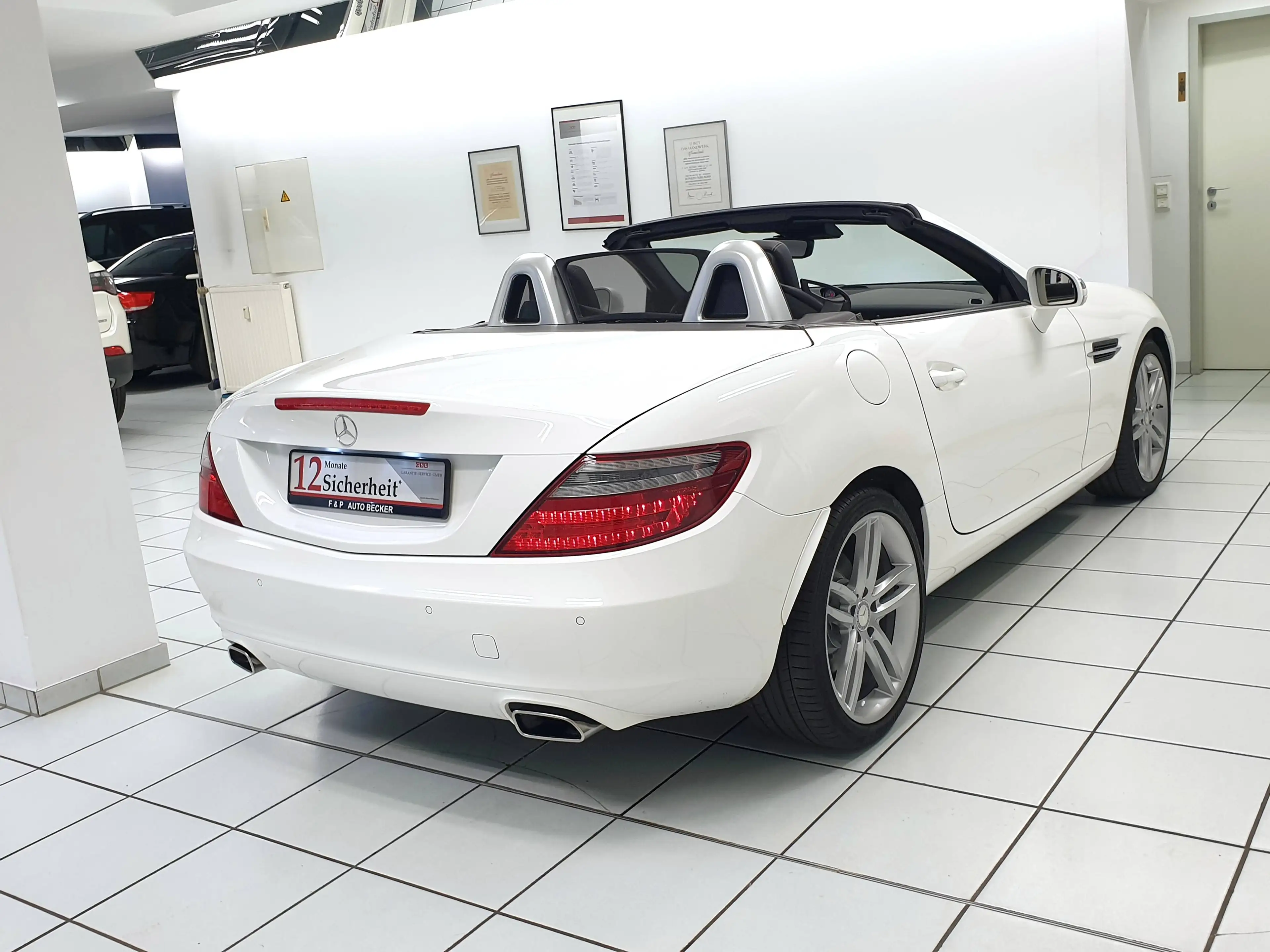 Mercedes-Benz SLK 200 SLK 200 7G-TRONIC 1.Hand Scheckheft — photo 9
