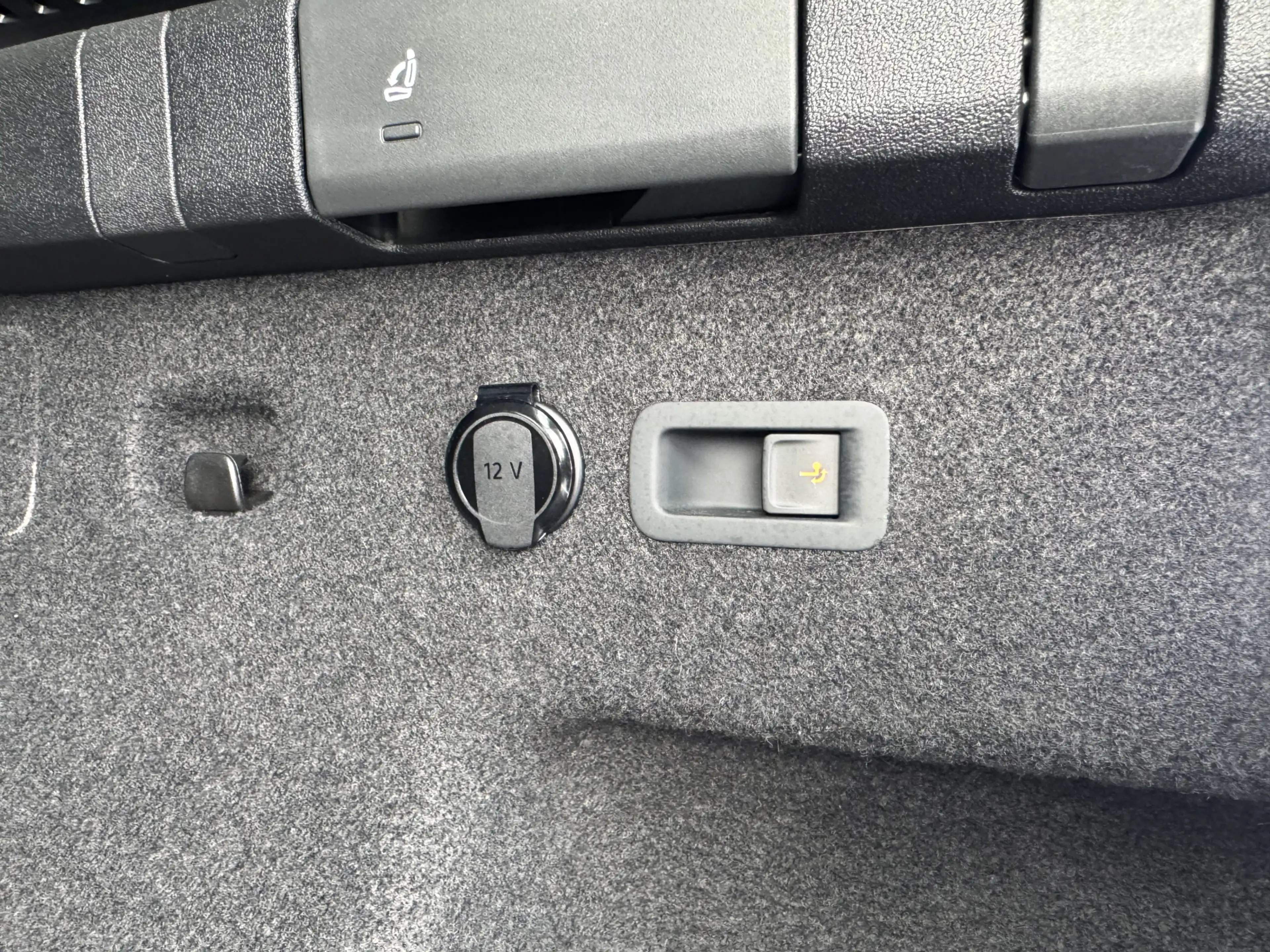 Volkswagen Tayron 1.5 TSI eHybrid 204PK DSG HYBRID ELEGANCE 360°CAME — photo 22