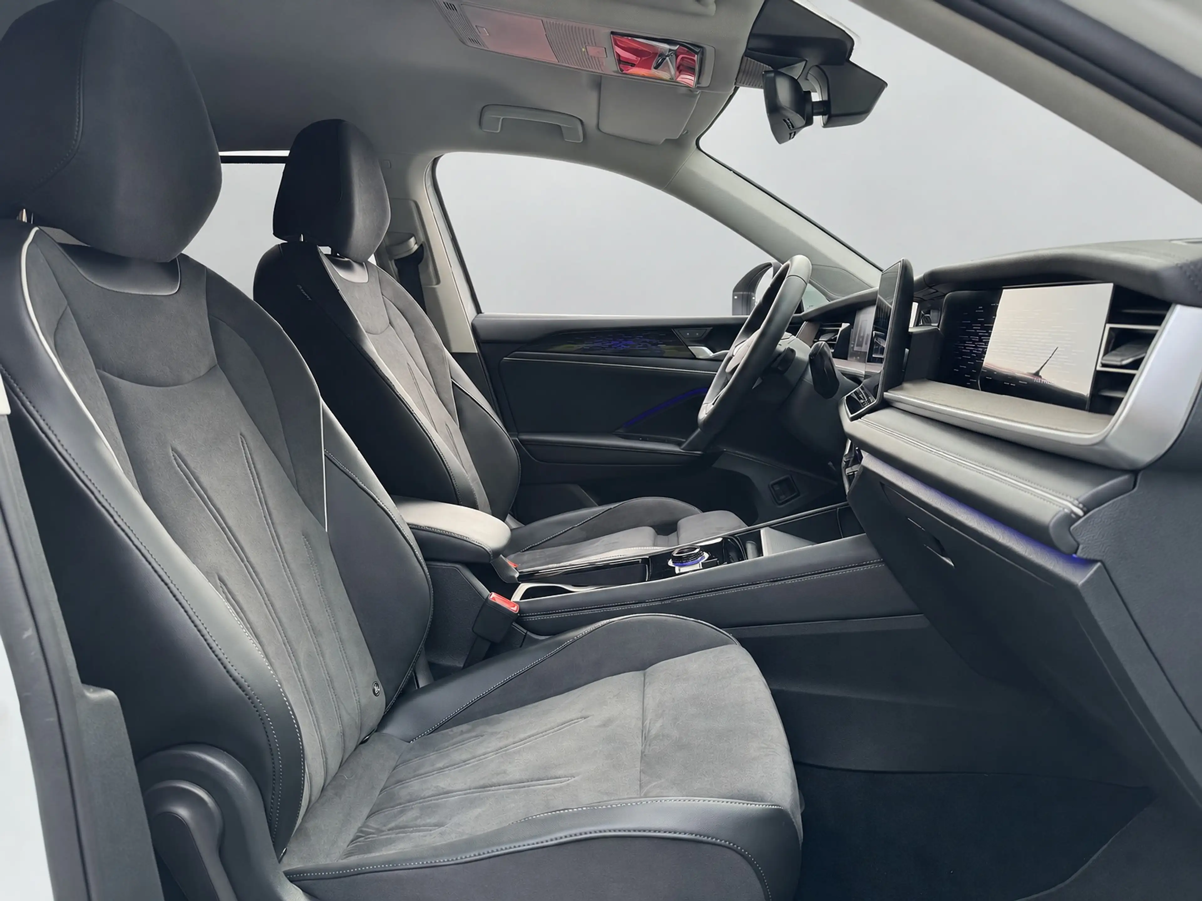Volkswagen Tayron 1.5 TSI eHybrid 204PK DSG HYBRID ELEGANCE 360°CAME — photo 24