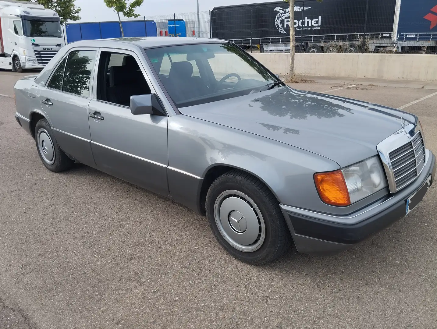 Mercedes-Benz 220 Azul - 1