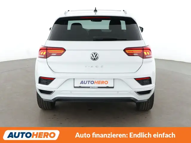 Volkswagen T-Roc view 5