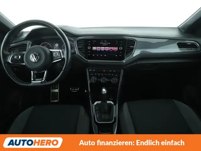 Volkswagen T-Roc view 12