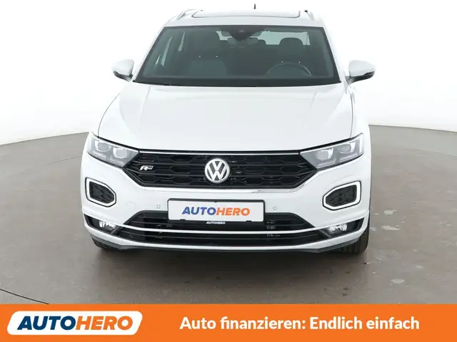 Volkswagen T-Roc view 9