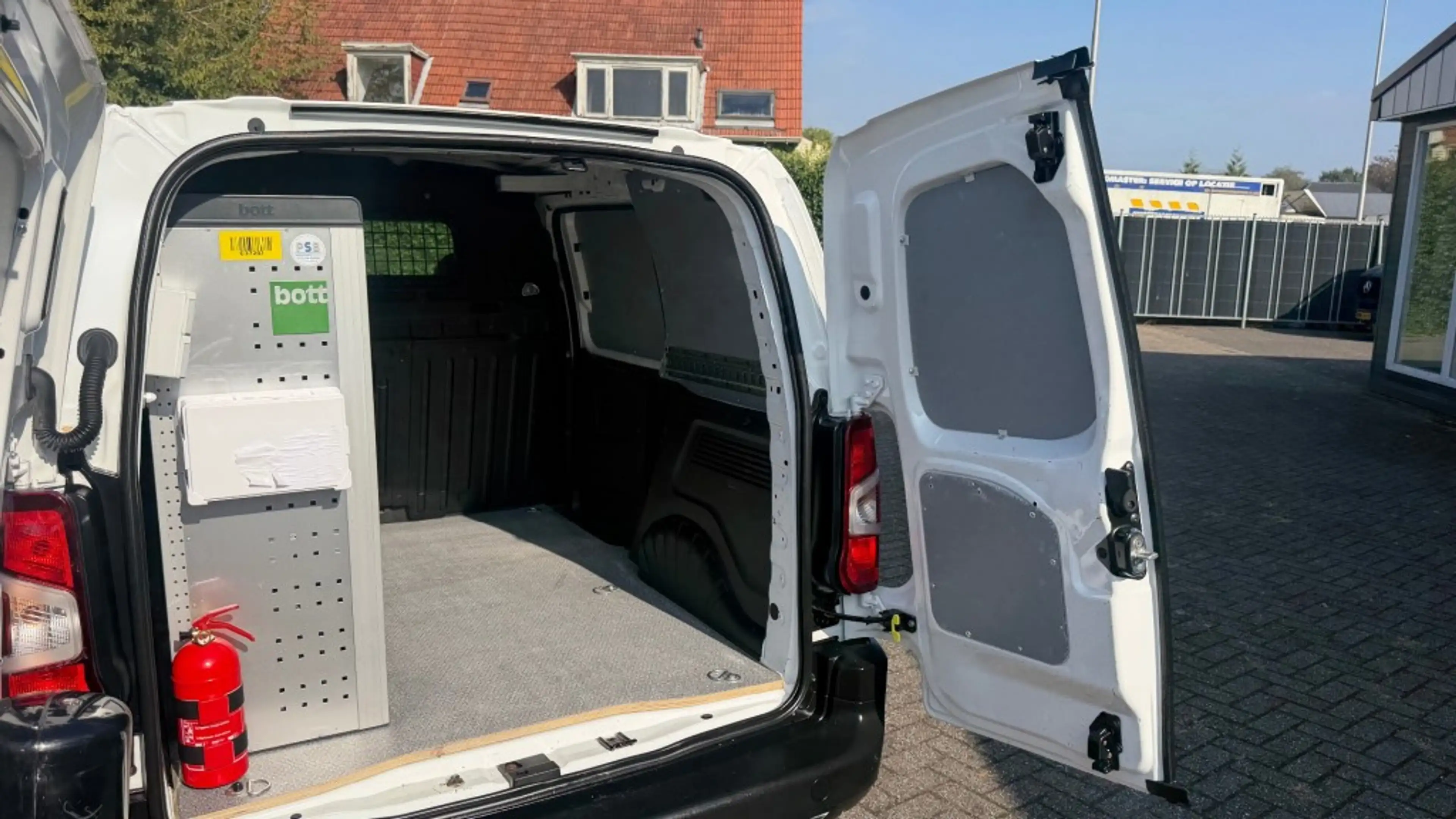 Peugeot Partner 1.5 BLEUHDI 75KW 102PK EURO 6 DISTRIBUTIERIEM VERN — photo 13