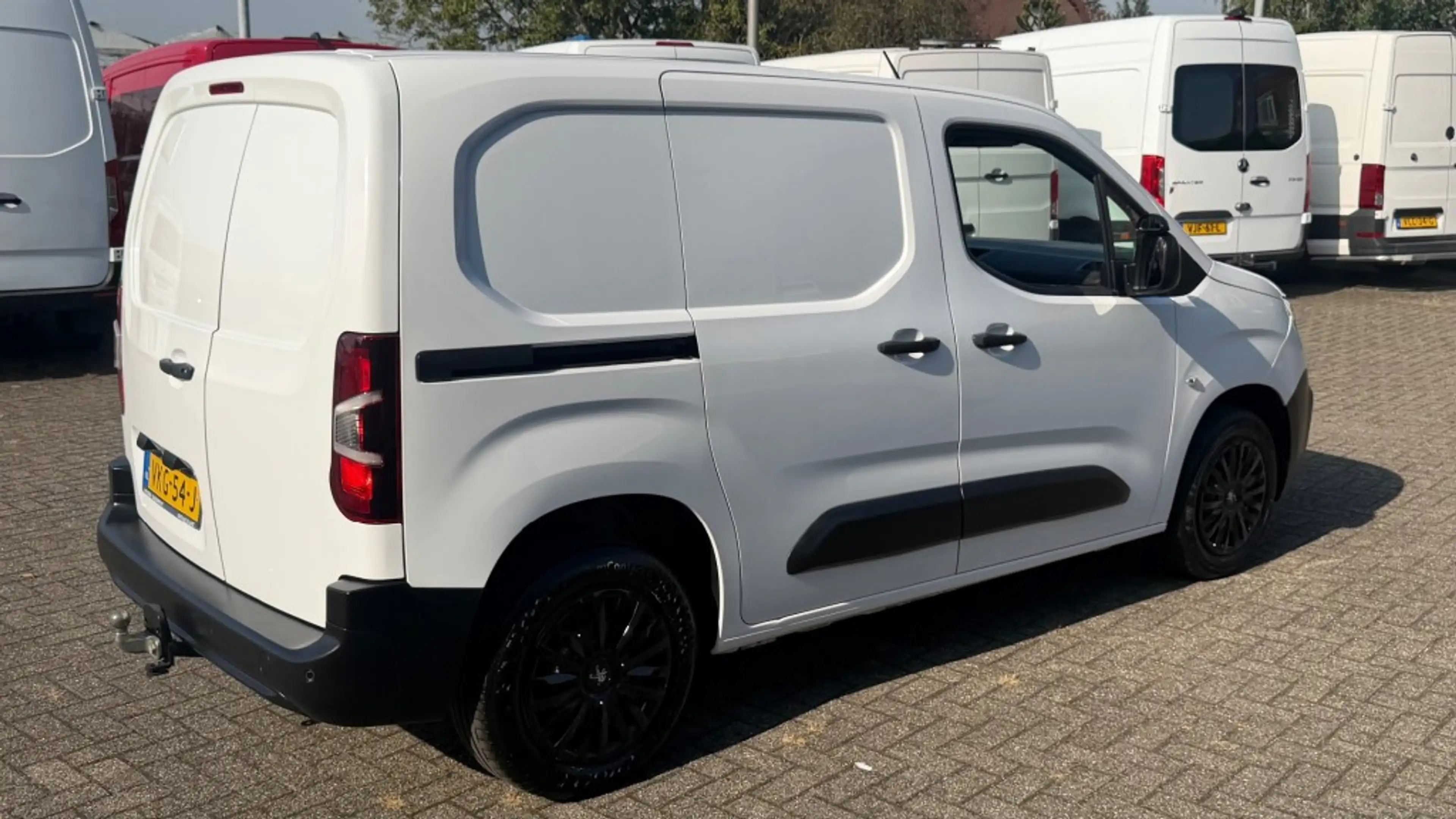 Peugeot Partner 1.5 BLEUHDI 75KW 102PK EURO 6 DISTRIBUTIERIEM VERN — photo 9