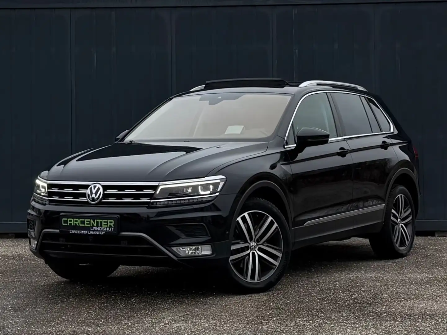 Volkswagen Tiguan 2.0 TDI HIGHLINE 4MOTION VOLLAUSSTATTUNG Schwarz - 1