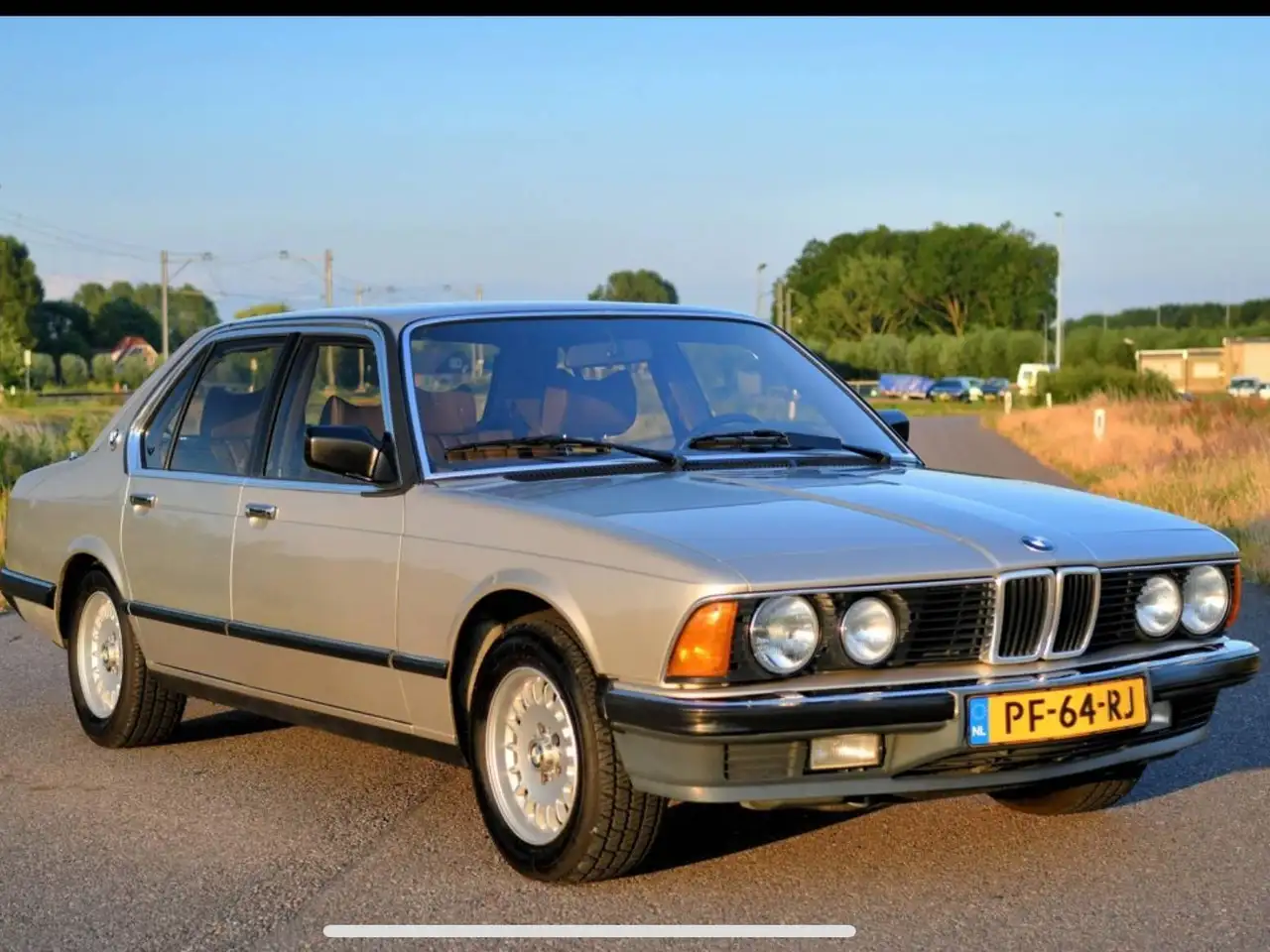 BMW 732 i, foto 3