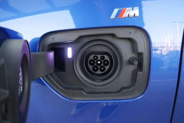 BMW 330 e xDrive *M-Paket Pro/AHK/Paket Care/DA-Prof/360°/Adapt. LED* Ansicht 5