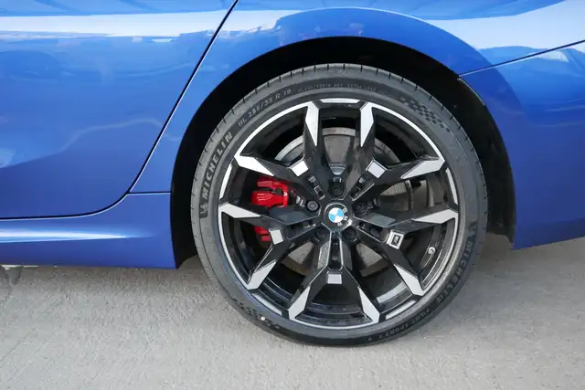 BMW 330 e xDrive *M-Paket Pro/AHK/Paket Care/DA-Prof/360°/Adapt. LED* Ansicht 6