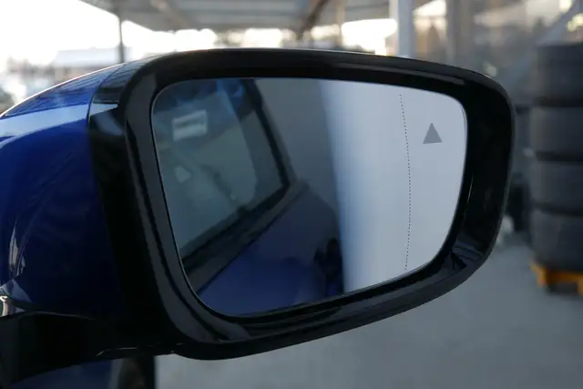 BMW 330 e xDrive *M-Paket Pro/AHK/Paket Care/DA-Prof/360°/Adapt. LED* Ansicht 37