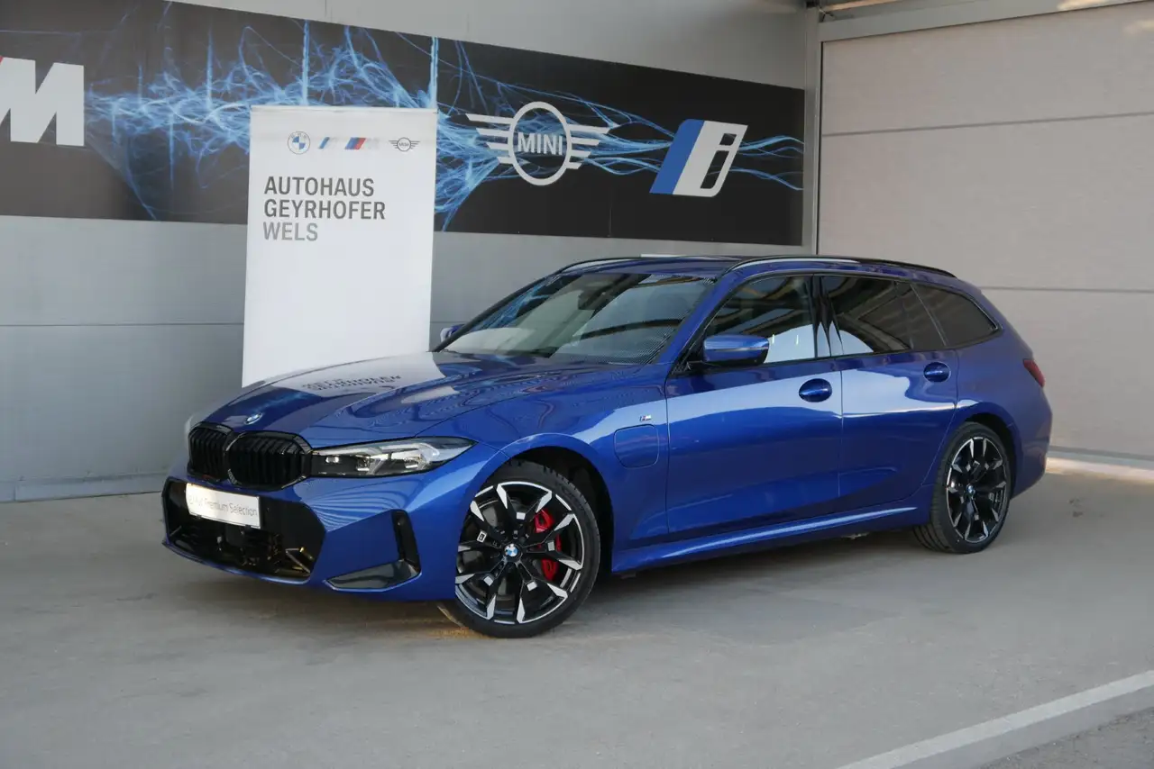 BMW 330 e xDrive *M-Paket Pro/AHK/Paket Care/DA-Prof/360°/Adapt. LED*