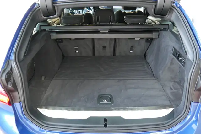 BMW 330 e xDrive *M-Paket Pro/AHK/Paket Care/DA-Prof/360°/Adapt. LED* Ansicht 31