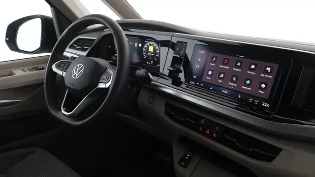 Volkswagen T7 Multivan VW T7 Multivan Edition eHybrid 180 kW 4MOTION Ansicht 16