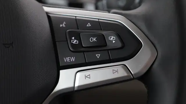 Volkswagen T7 Multivan VW T7 Multivan Edition eHybrid 180 kW 4MOTION Ansicht 27