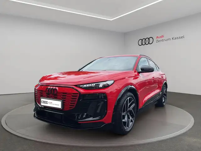 Audi Q6 E-Tron view 3