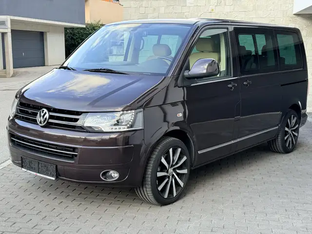 Volkswagen T5 Multivan Highline 4Motion   "VOLLAUSTATTUNG"