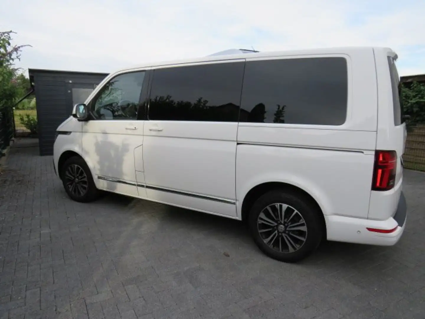 Volkswagen T6.1 Multivan Multivan T6.1 Generation Six  LED, Navi, 2Sch Weiß - 1