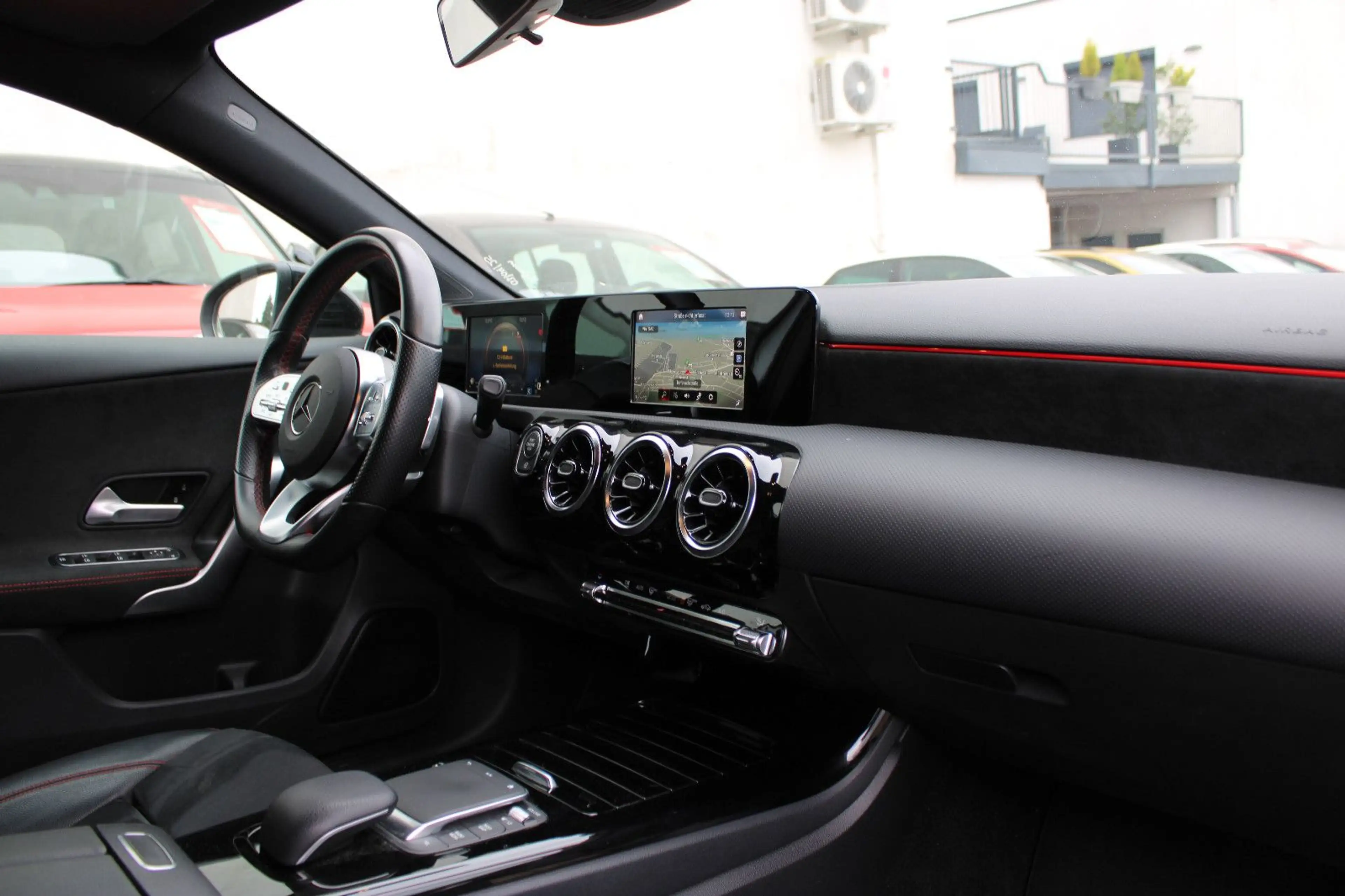 Mercedes-Benz A 220 4Matic/AMG/Night/Navi/Klima/Sitzhzg/Kamera — photo 6