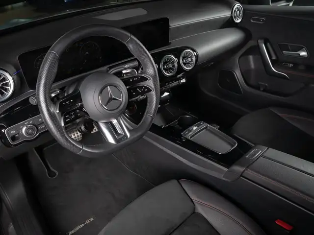 Mercedes-Benz A-Class view 8