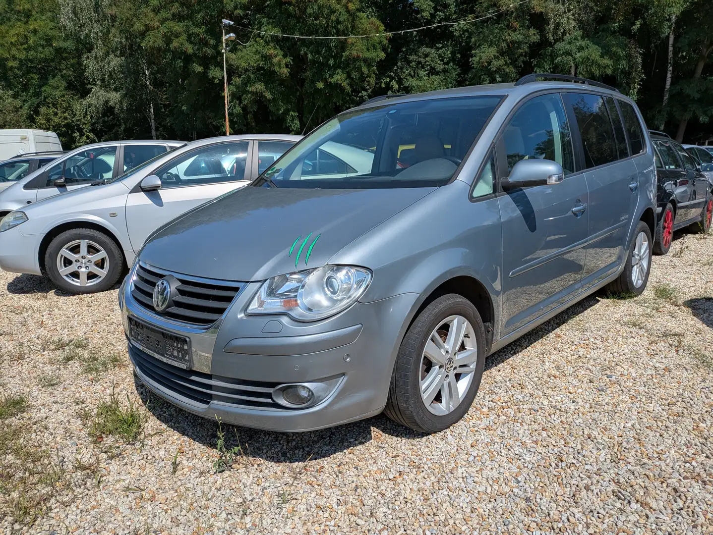 Volkswagen Touran 1.9 TDI DPF 7 Sitze United Grau - 2