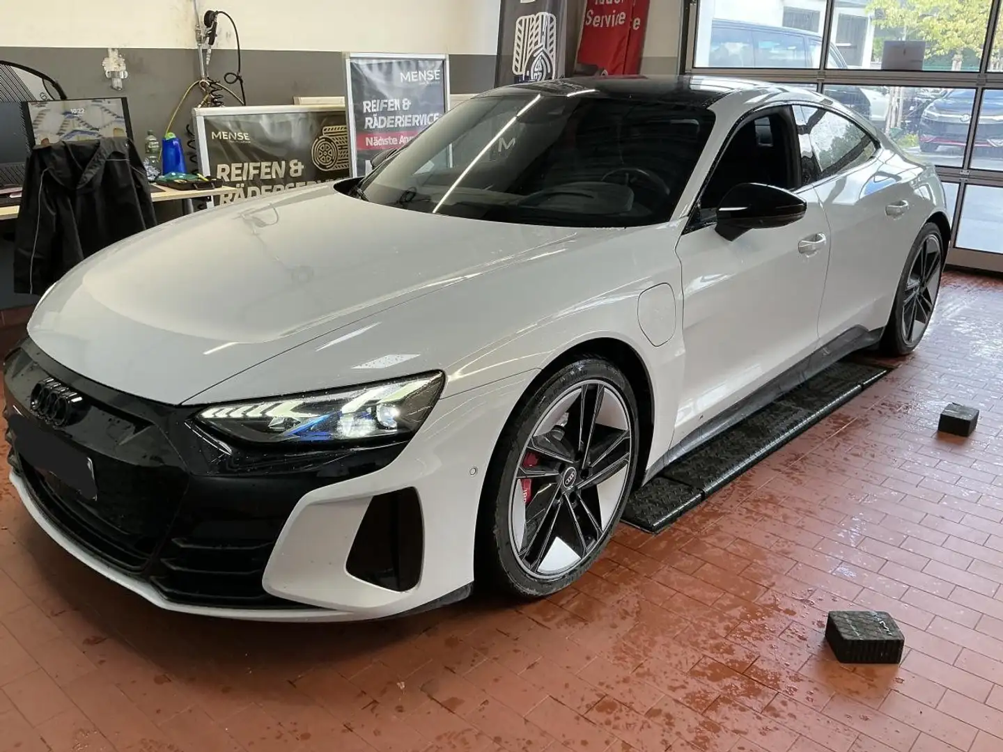 Audi e-tron GT quattro Matrix|B&O|CarPlay|HUD|Luft|SD Gri - 1