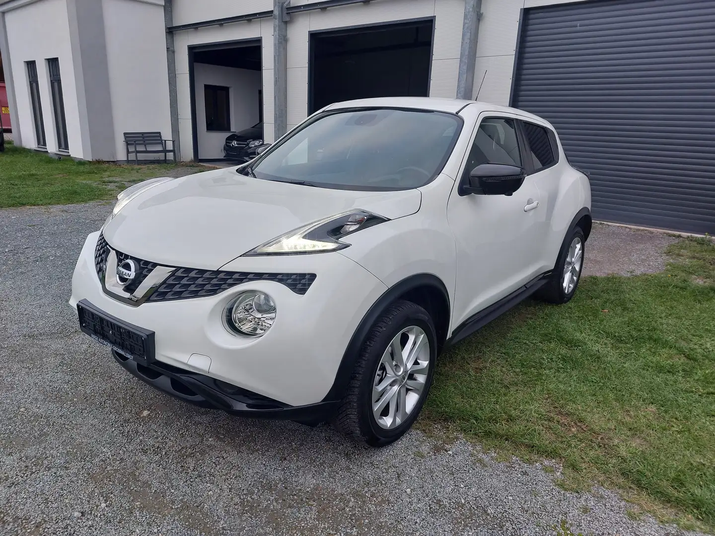 Nissan Juke N-Way Automatic/Leder/Navi/AHK/SHZ/wenig KM Weiß - 1