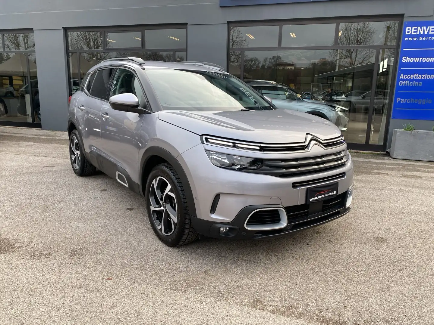 Citroen C5 Aircross BlueHDi 180 S&S EAT8 Feel Grijs - 2