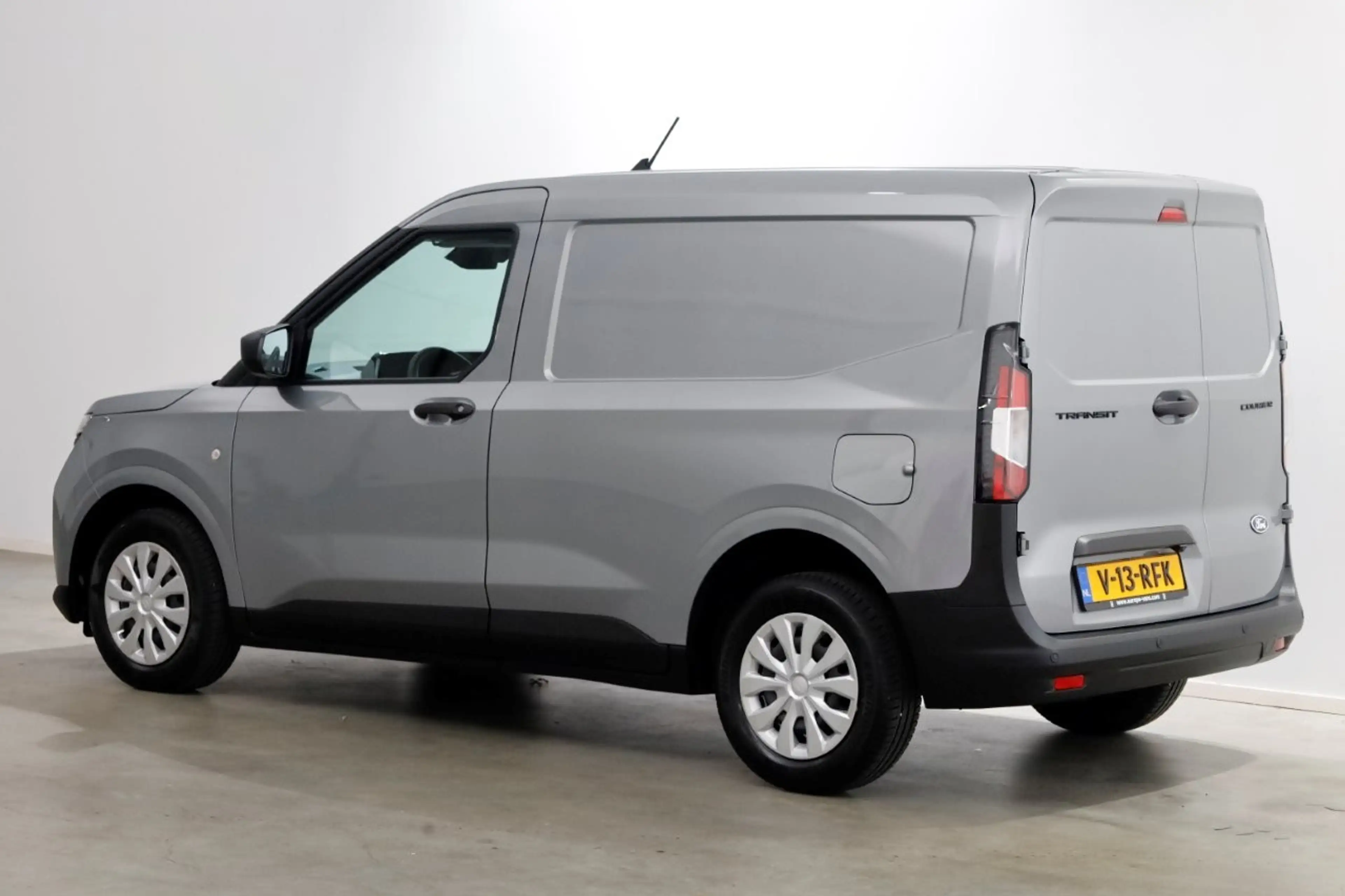 Ford Transit Courier 1.0 EcoBoost 125pk Automaat Trend Airco/Navi/Camer — photo 9