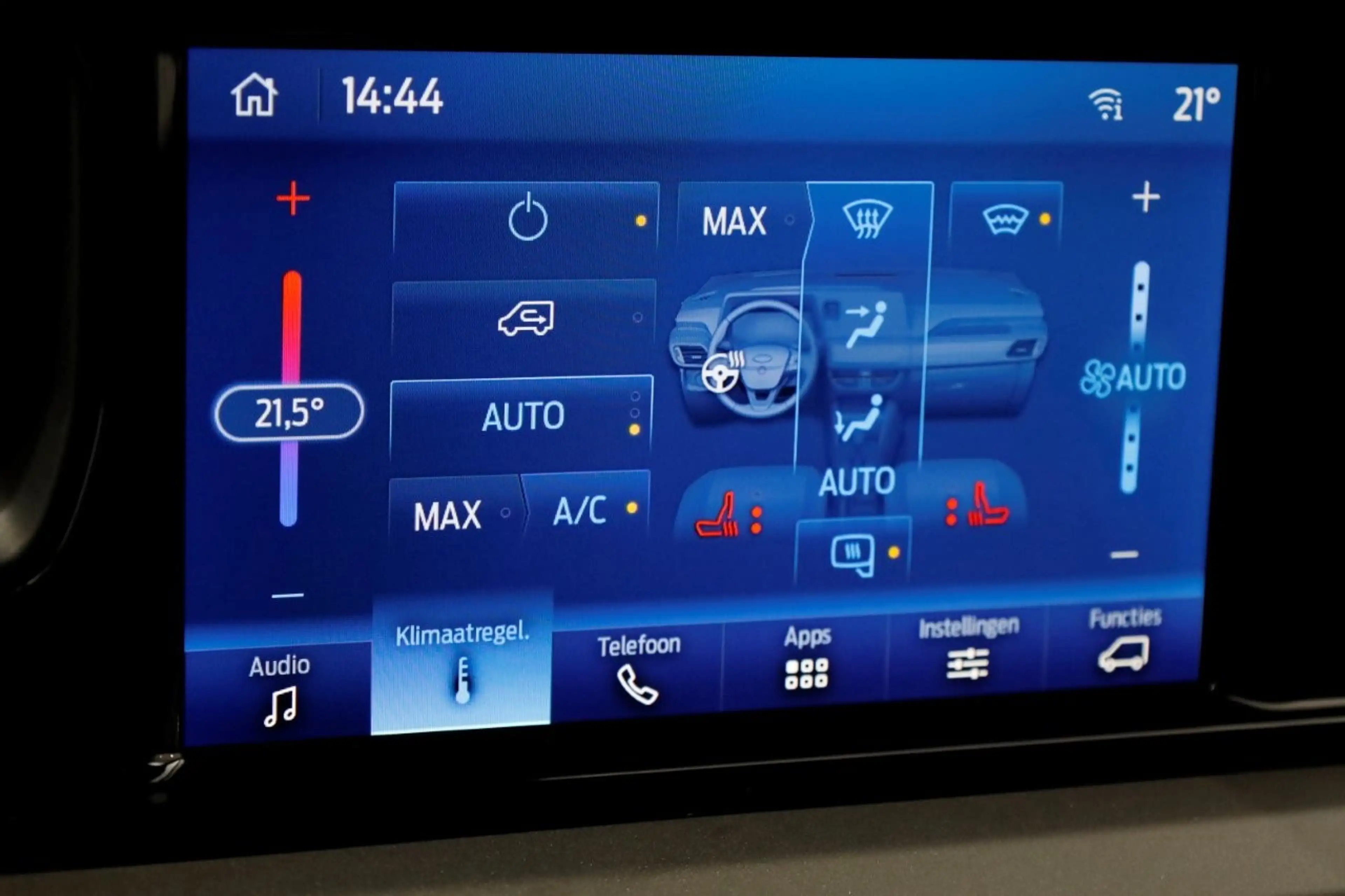Ford Transit Courier 1.0 EcoBoost 125pk Automaat Trend Airco/Navi/Camer — photo 16