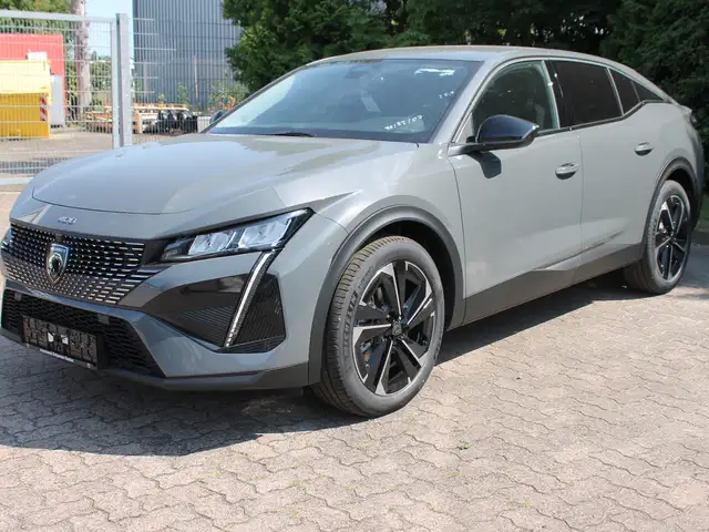 Peugeot 408 Allure Hybrid 145 e-DSC6 AHK