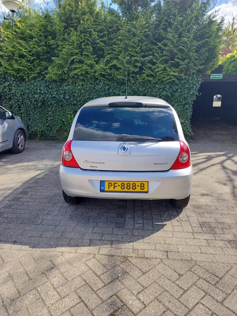 Renault Clio 1.2 Campus - 2