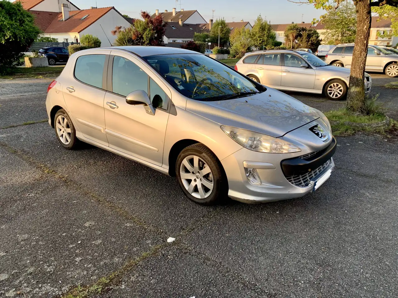 Peugeot 308 308 — photo 3