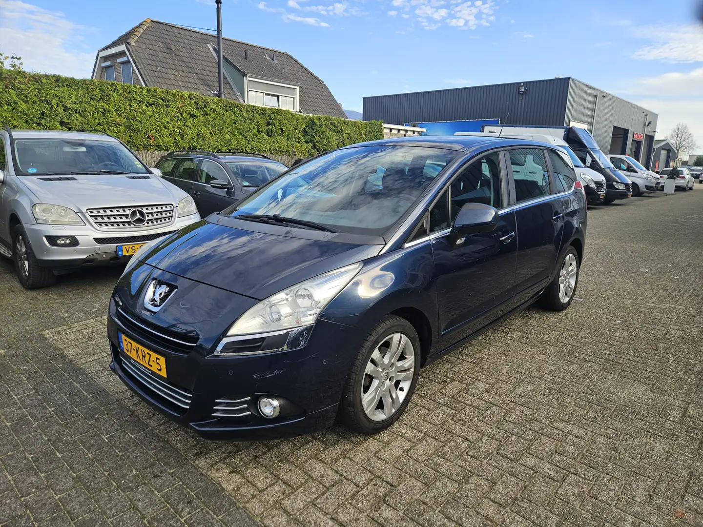 Peugeot 5008 1.6 VTi ST Premiere 7p. Blauw - 1
