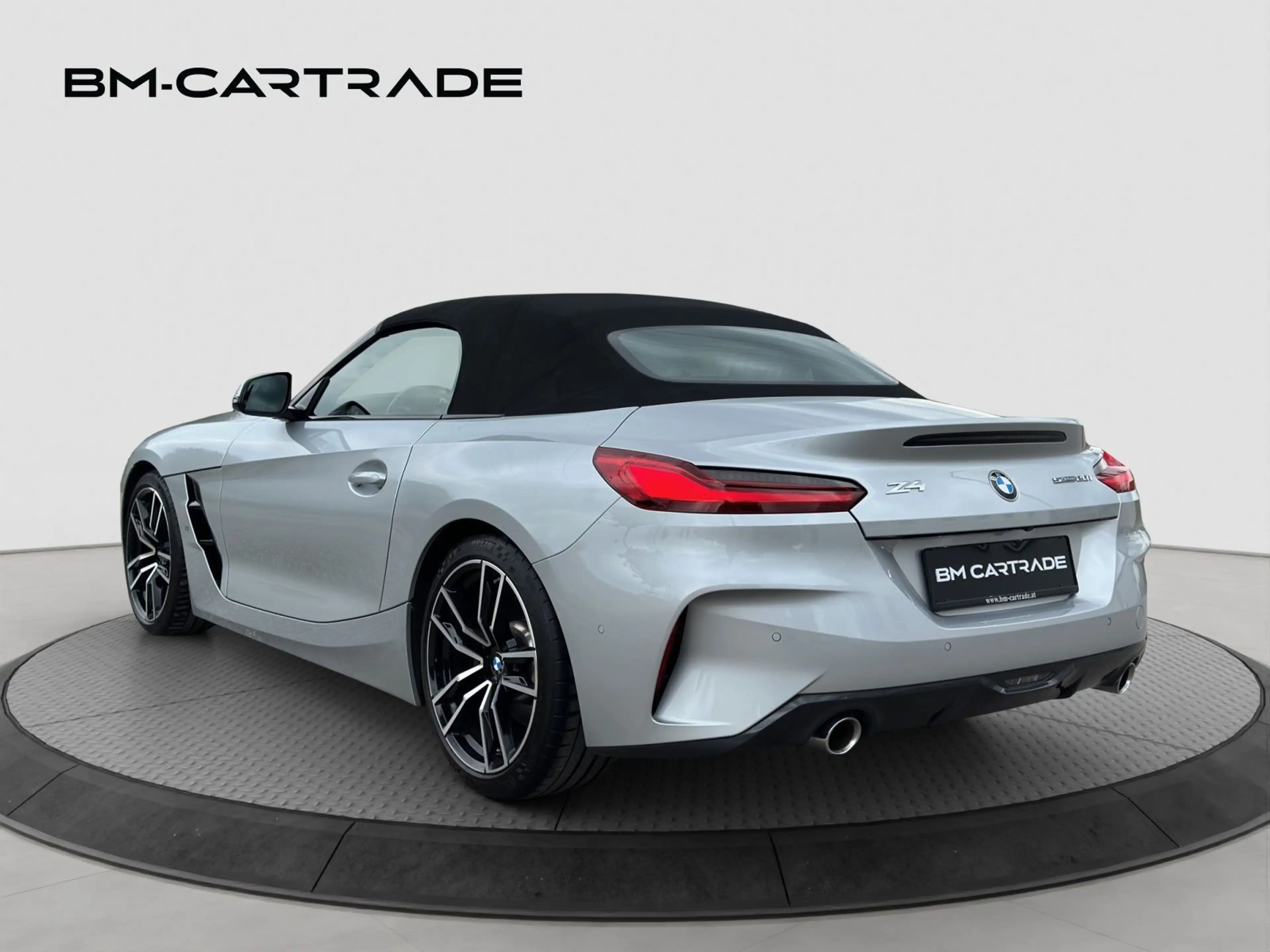 BMW Z4 sDrive 20i M Sport — photo 6