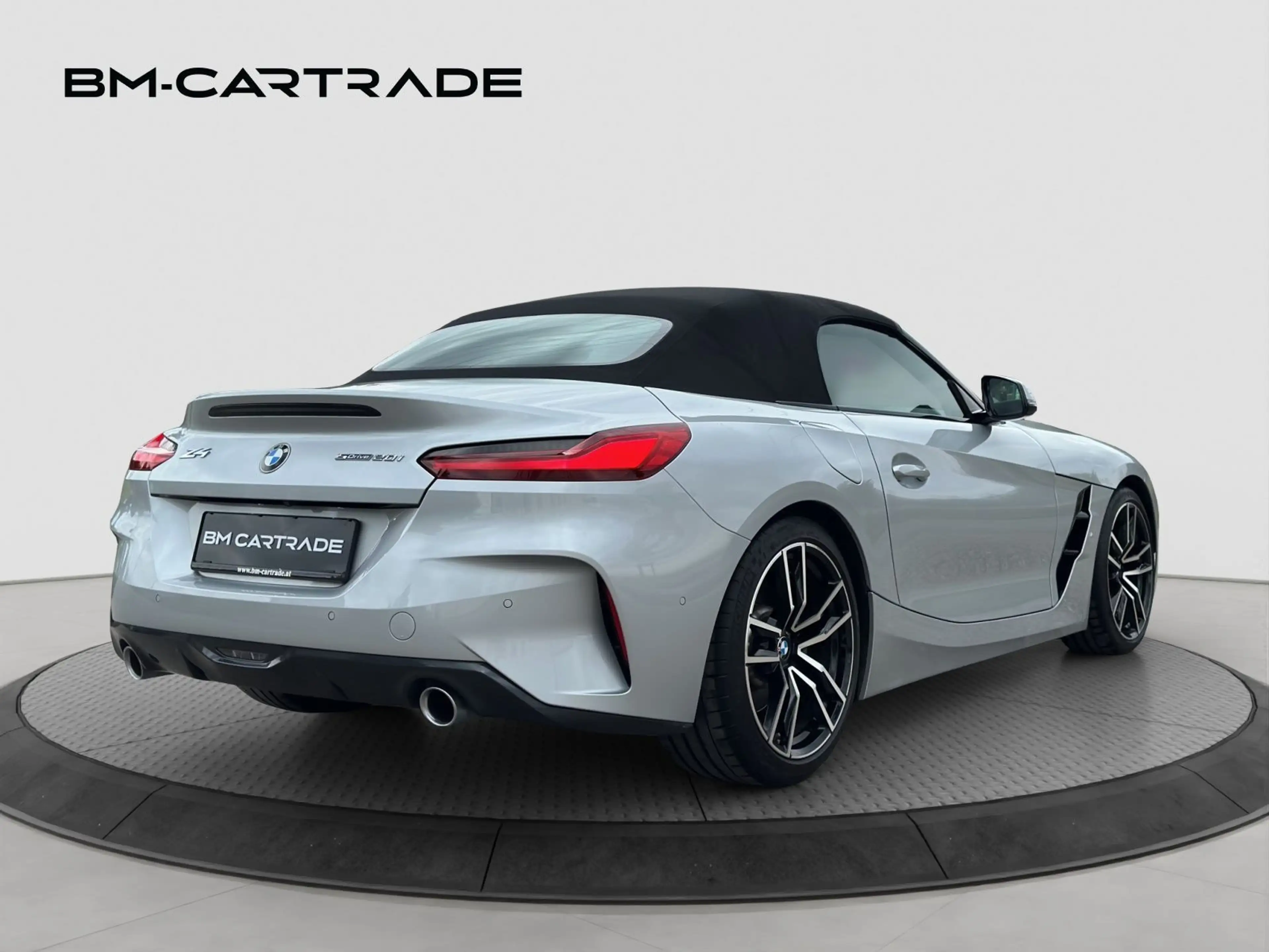 BMW Z4 sDrive 20i M Sport — photo 4
