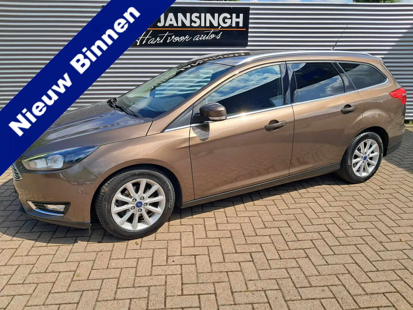 Ford Focus Wagon 1.0 Titanium met 80.452 km!! | Clima | Navig Bruin - 1