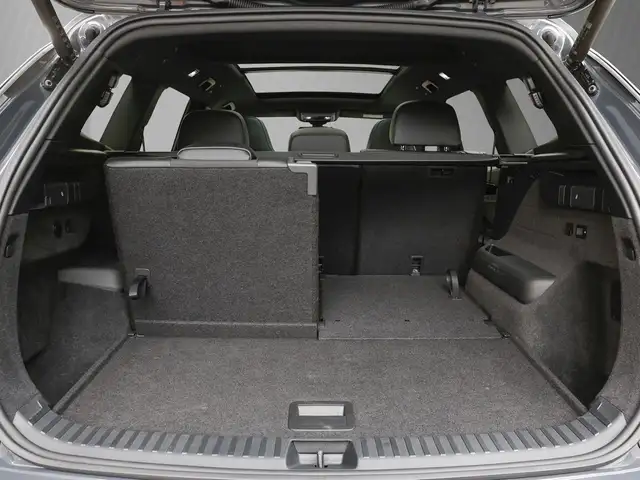 Volkswagen Tayron view 8