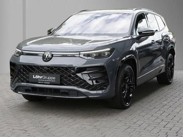 Volkswagen Tayron view 2