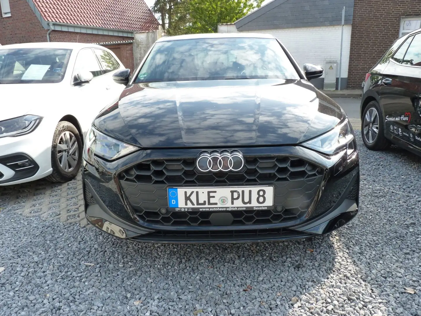 Audi A3 Sportback 35 TFSI + Anschlussgarantie Noir - 2