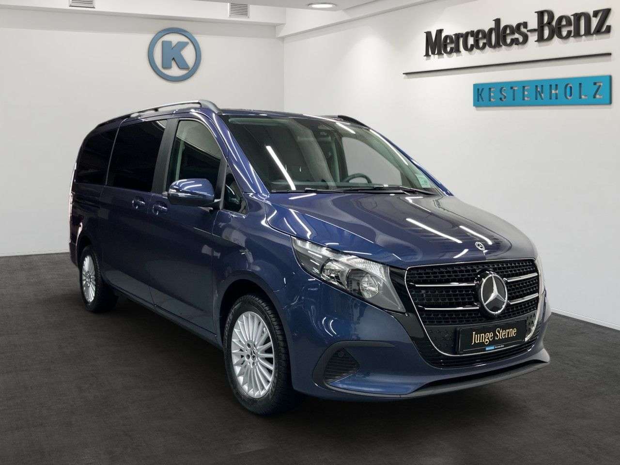 Mercedes-Benz V 220