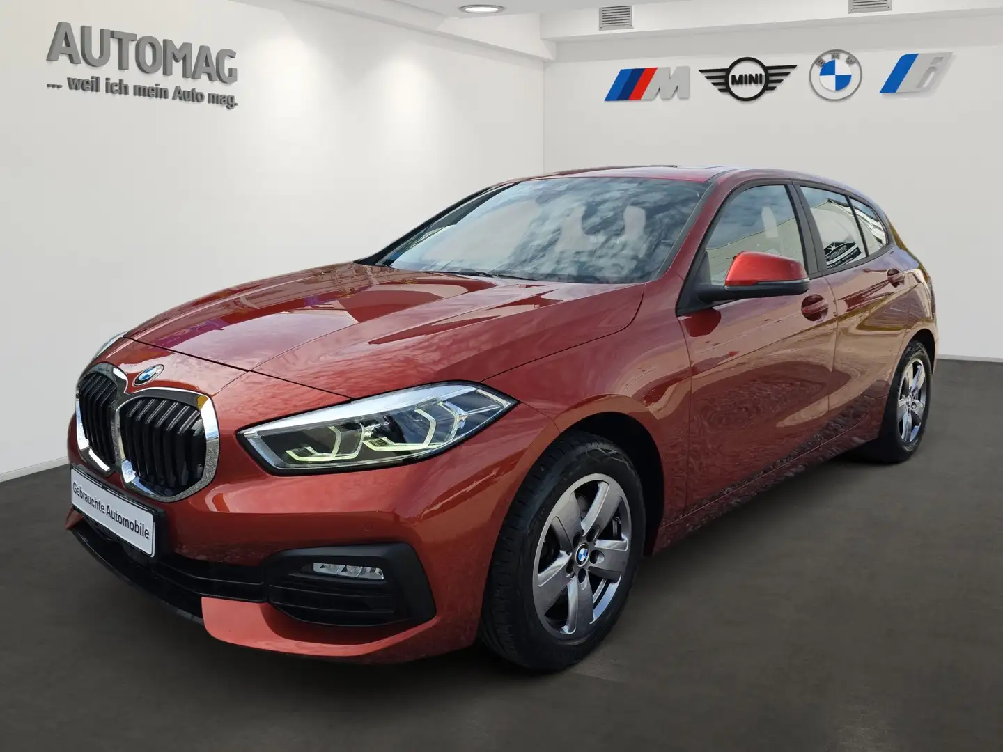 BMW 118 i Panoramadach*Parkassist*AHK*Klimaautomatik*LED*u Orange - 1