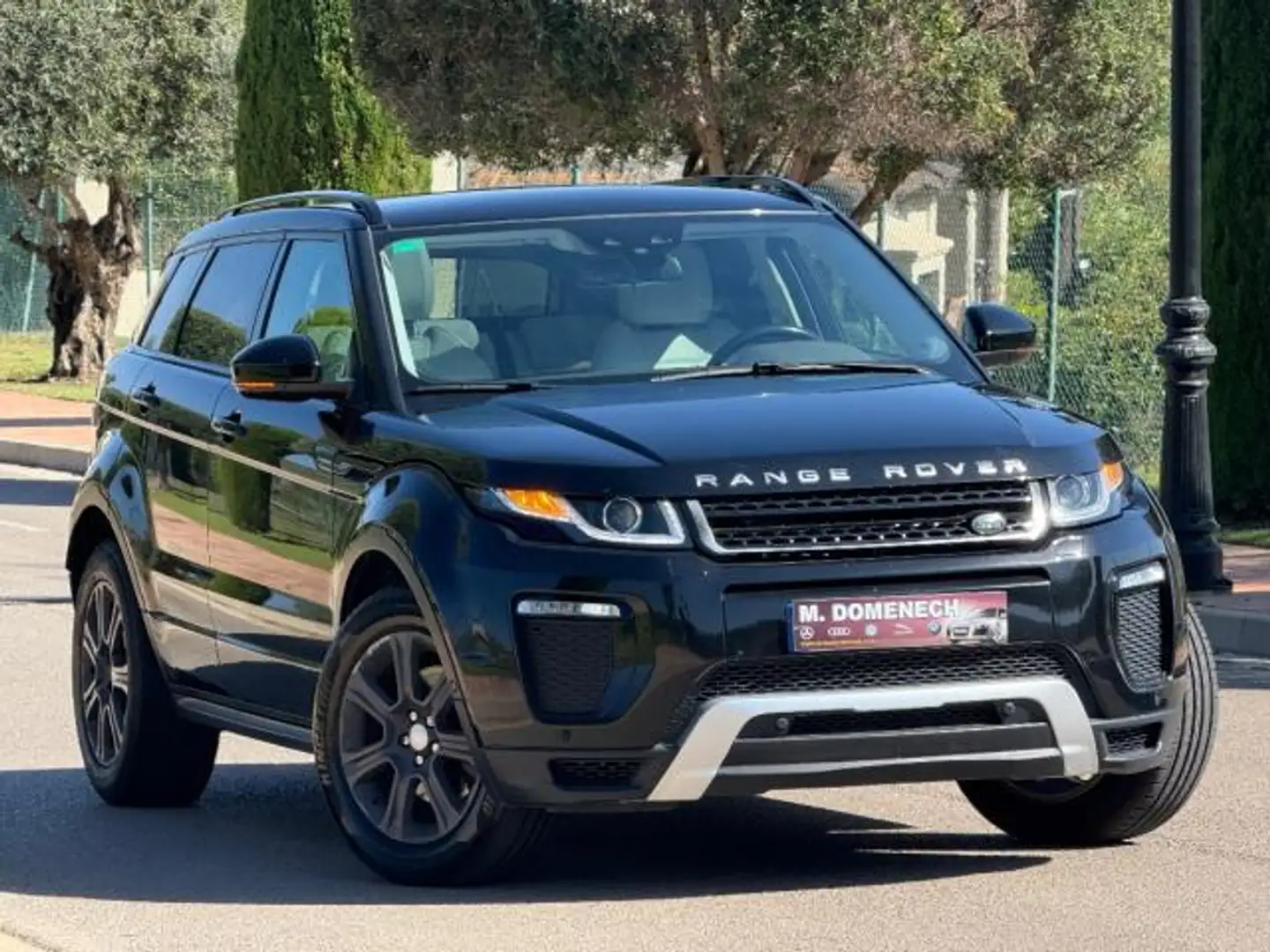 Land Rover Range Rover Evoque 2.0 TD4 5p. Pure Noir - 2